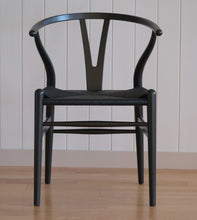 画像をギャラリービューアに読み込む, Yチェア(45㎝のみ)ユーカリ材ブラック塗装/ブラックぺーパーコード(数量限定)なくなり次第終了