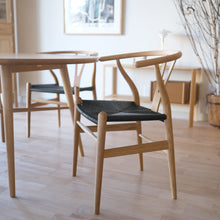 画像をギャラリービューアに読み込む, Yチェア45cmオーク材オイル仕上げ/座ブラックぺーパーコード/在庫有(即納可)送料無料