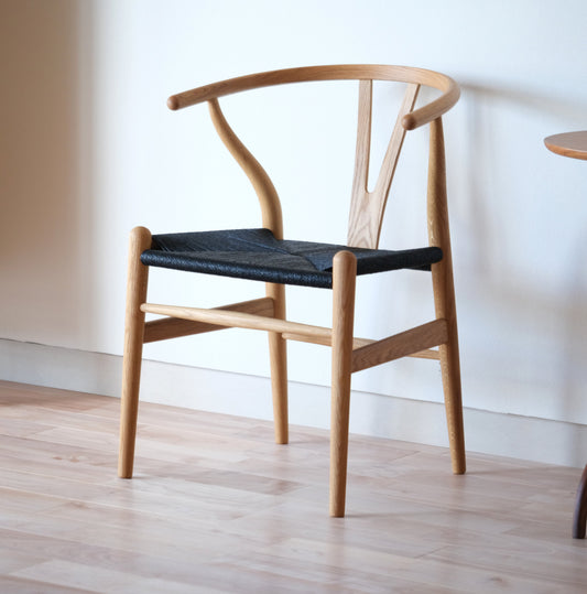 Yチェア43ｃｍオーク材オイル仕上げブラックぺーパーコード