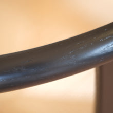 画像をギャラリービューアに読み込む, Yチェア45cmオーク材オイル仕上げ／座ブラックぺーパーコード／在庫有（即納可）送料無料
