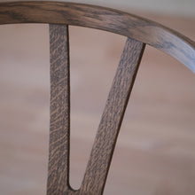 画像をギャラリービューアに読み込む, Yチェア43ｃｍ／スモークドオイル仕上げ／ナチュラルペーパーコード即納可 2脚／送料無料　
